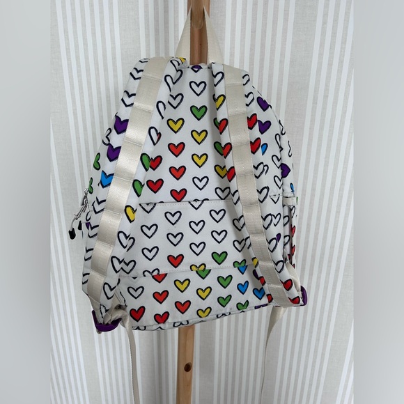 STATE Bags Kane Kids Travel Backpack in the Rainbow Hearts Print Travel School - Picture 6 of 12